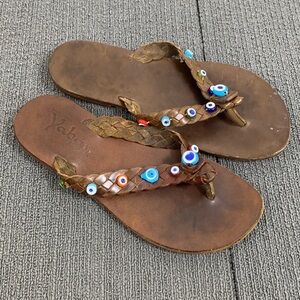 Mismatched Bodrum Sandals Womens Size 9 Brown Leather Glass Beads Flip Flops